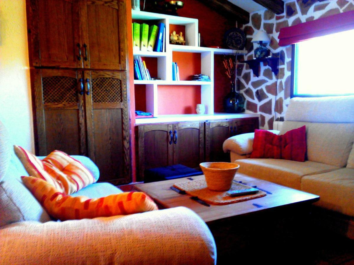 Alojamiento Rural El Agueelo Huelma Extérieur photo