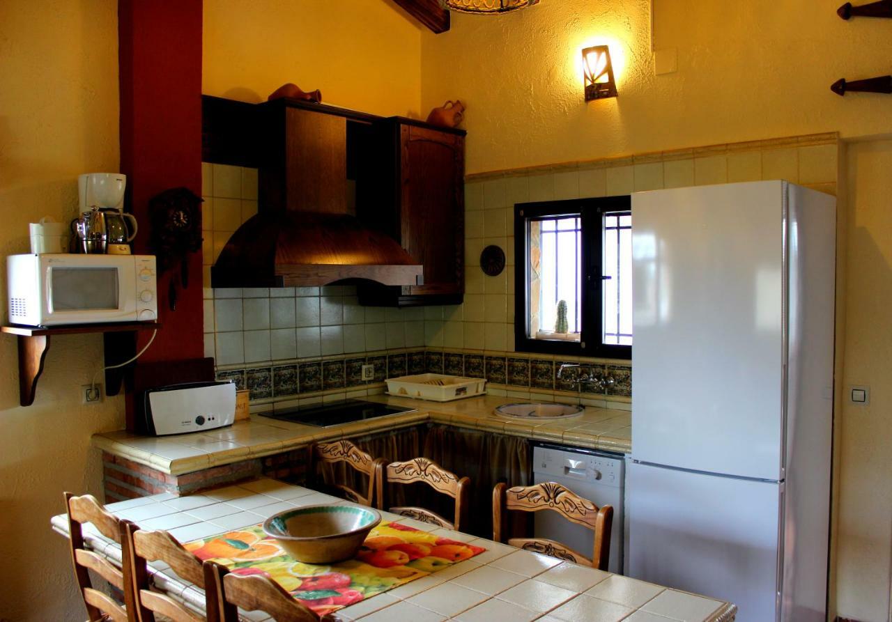 Alojamiento Rural El Agueelo Huelma Extérieur photo