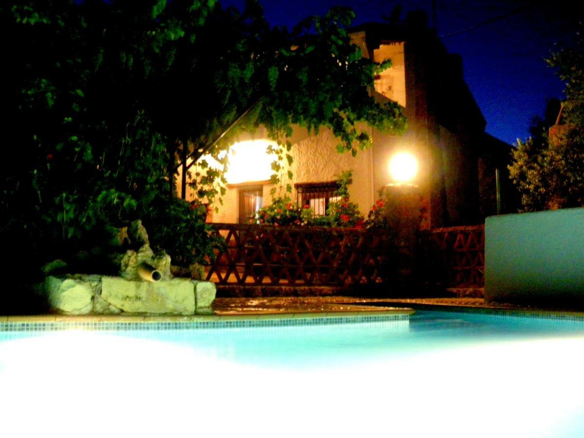 Alojamiento Rural El Agueelo Huelma Extérieur photo